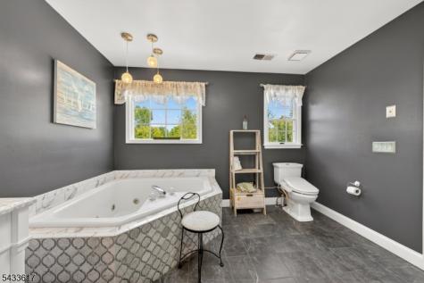 225 Arbor Drive Greenwich NJ 08886