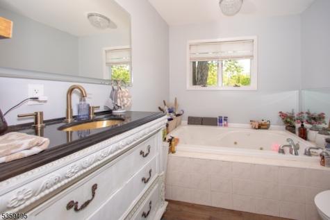 76 Glen Road Wantage NJ 07461
