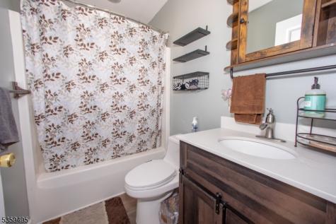 76 Glen Road Wantage NJ 07461