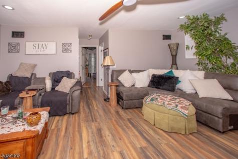 76 Glen Road Wantage NJ 07461