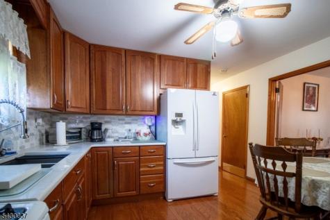 226 S 5th Avenue Manville NJ 08835