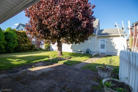 226 S 5th Avenue Manville NJ 08835