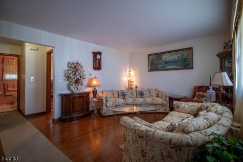 226 S 5th Avenue Manville NJ 08835