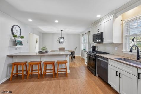 16 Meadow Lane Mansfield NJ 07840