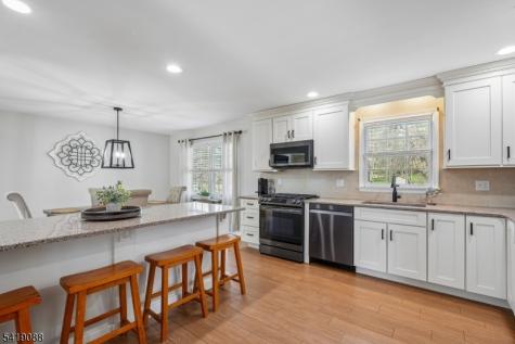 16 Meadow Lane Mansfield NJ 07840