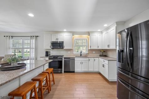 16 Meadow Lane Mansfield NJ 07840