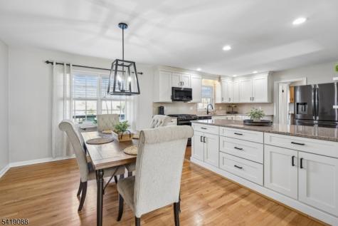 16 Meadow Lane Mansfield NJ 07840