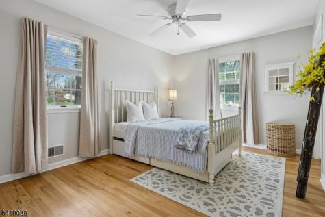 16 Meadow Lane Mansfield NJ 07840
