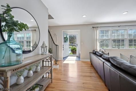 16 Meadow Lane Mansfield NJ 07840