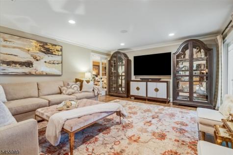 6 Hickory Drive Chester NJ 07930
