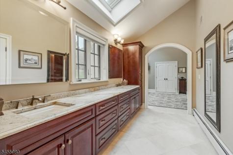 6 Hickory Drive Chester NJ 07930