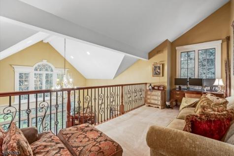 6 Hickory Drive Chester NJ 07930