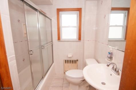 45 Summit Road Elizabeth NJ 07208