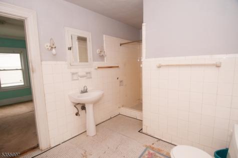 45 Summit Road Elizabeth NJ 07208