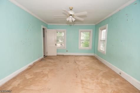 45 Summit Road Elizabeth NJ 07208