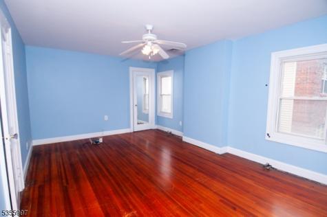 45 Summit Road Elizabeth NJ 07208