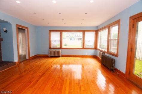 45 Summit Road Elizabeth NJ 07208