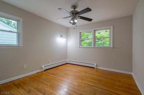 69 Monmouth Avenue Edison NJ 08820