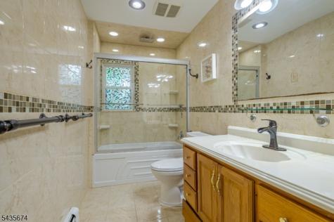 69 Monmouth Avenue Edison NJ 08820