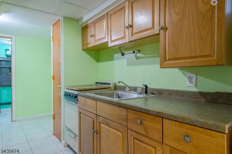 69 Monmouth Avenue Edison NJ 08820
