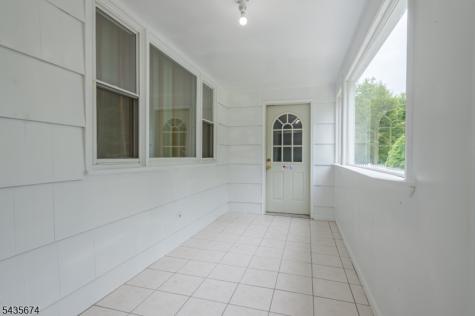 69 Monmouth Avenue Edison NJ 08820