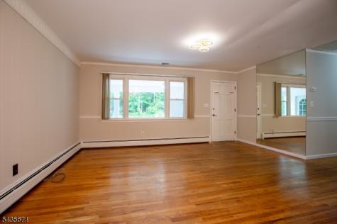 69 Monmouth Avenue Edison NJ 08820