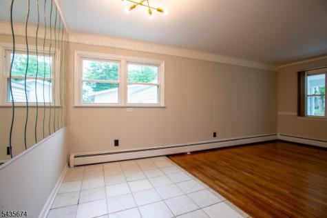 69 Monmouth Avenue Edison NJ 08820