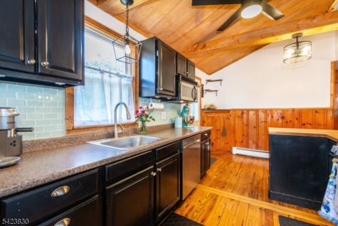 78 Overlook Road West Milford NJ 07480