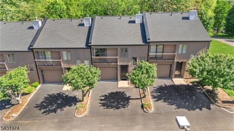 1357 Stephanie Drive North Caldwell NJ 07006