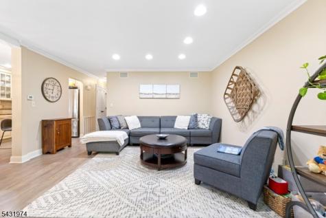 1357 Stephanie Drive North Caldwell NJ 07006