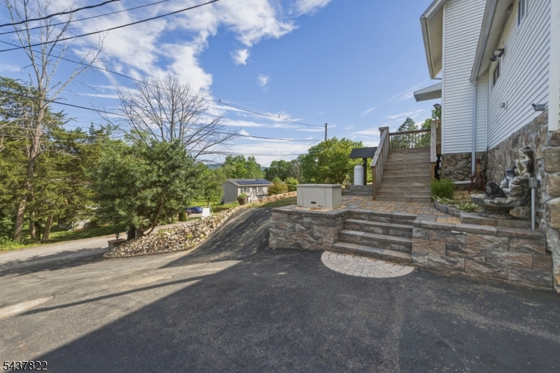 51 Zinnia Drive Vernon NJ 07418