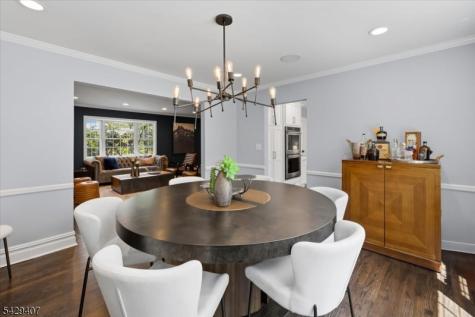 327 Woodside Avenue Franklin Lakes NJ 07417