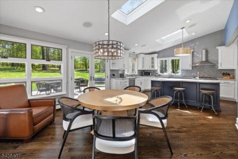327 Woodside Avenue Franklin Lakes NJ 07417