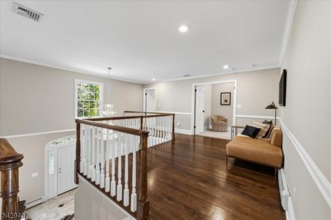 327 Woodside Avenue Franklin Lakes NJ 07417