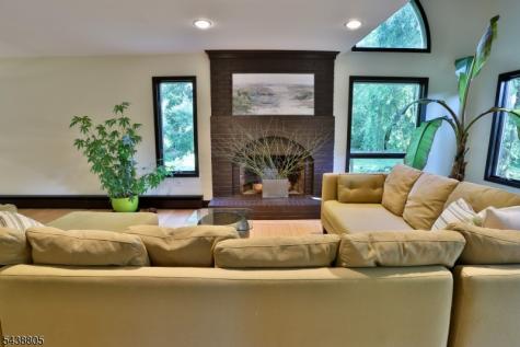 4 Deerwood Drive Union NJ 08809