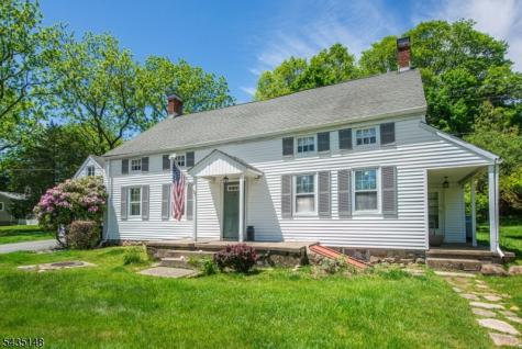 34 Unneberg Avenue Roxbury NJ 07876