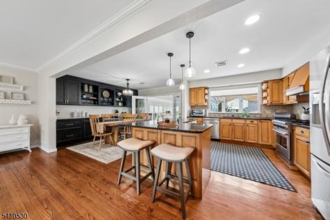 24 Regent Place Berkeley Heights NJ 07922