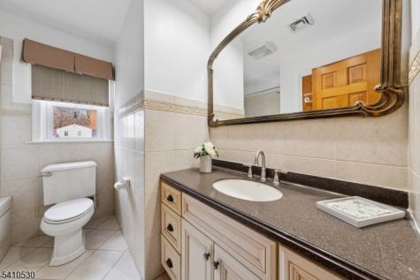 24 Regent Place Berkeley Heights NJ 07922