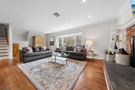 24 Regent Place Berkeley Heights NJ 07922