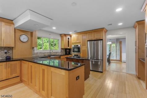 596 Terhune Drive Wayne NJ 07470