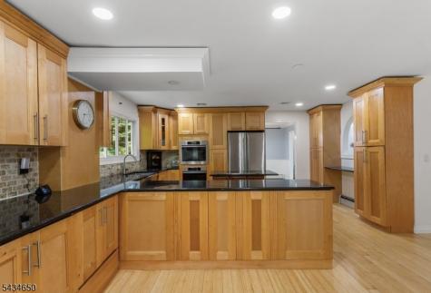 596 Terhune Drive Wayne NJ 07470