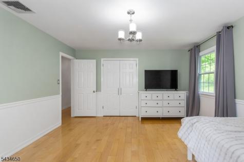 596 Terhune Drive Wayne NJ 07470