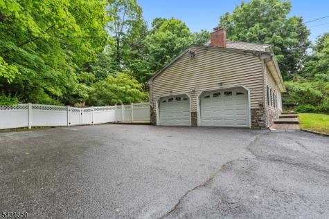 596 Terhune Drive Wayne NJ 07470