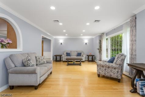 596 Terhune Drive Wayne NJ 07470