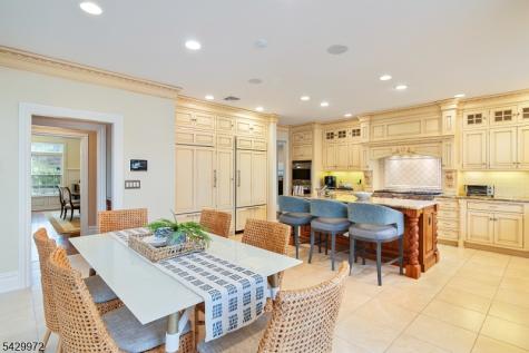 9 Bishops Lane Millburn NJ 07078