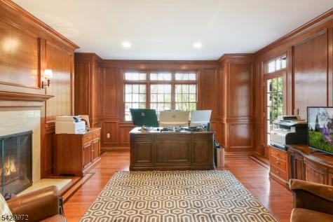 9 Bishops Lane Millburn NJ 07078