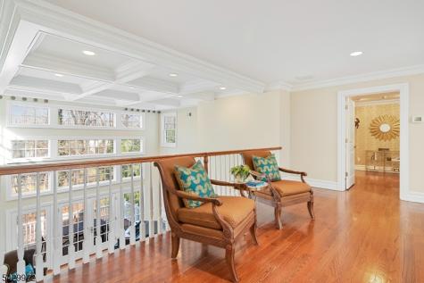 9 Bishops Lane Millburn NJ 07078