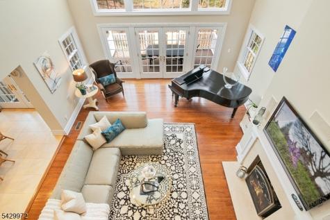 9 Bishops Lane Millburn NJ 07078