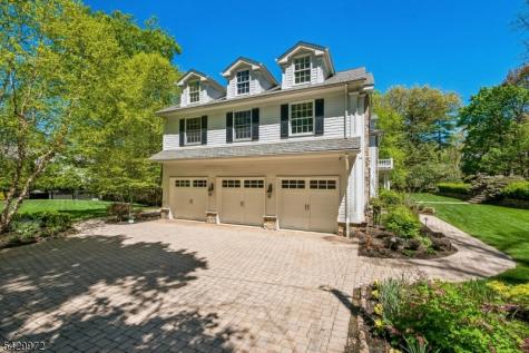 9 Bishops Lane Millburn NJ 07078