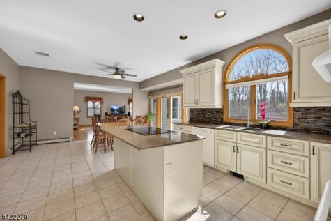 4 Pueblo Trail Vernon NJ 07462